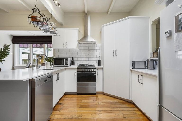 Photo of property in 83 Nixon Street, Hamilton East, Hamilton, 3216