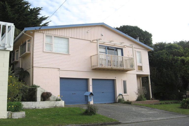 Photo of property in 8 Voltaire Street, Karori, Wellington, 6012