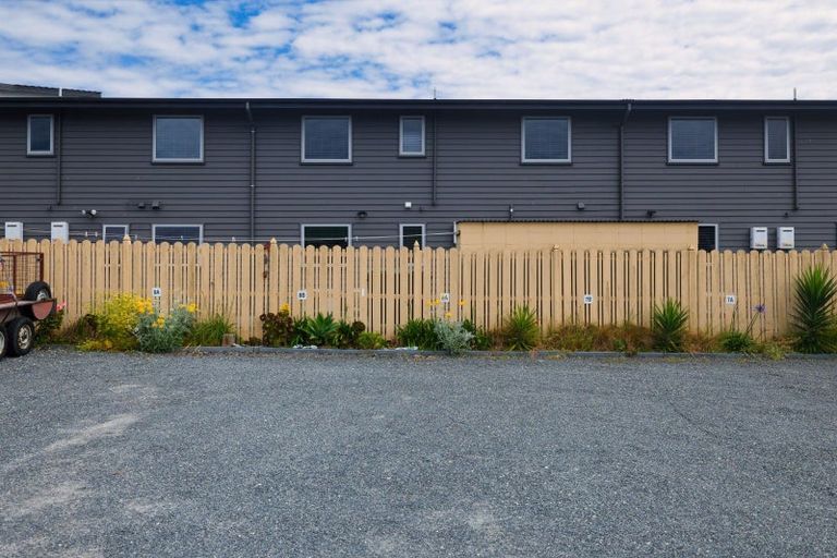 Photo of property in 8/132 Esplanade, Kaikoura, 7300