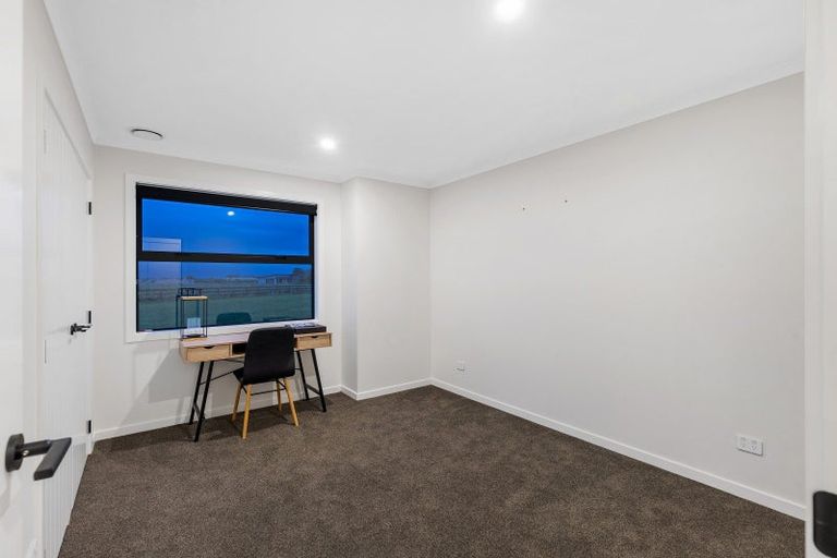 Photo of property in 77 Aranui Road, Kairanga, Palmerston North, 4475
