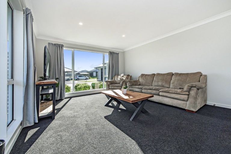 Photo of property in 10 Sandhurst Drive, Rolleston, 7615