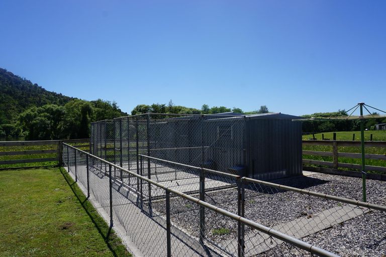 Photo of property in 748 Hakarimata Road, Huntly, 3771