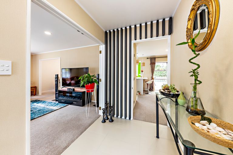 Photo of property in 147 Millhouse Drive, Golflands, Auckland, 2013