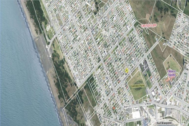 Photo of property in 9 Laird Street, Castlecliff, Wanganui, 4501