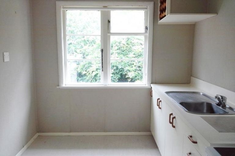 Photo of property in 117 Frankley Road, Frankleigh Park, New Plymouth, 4310