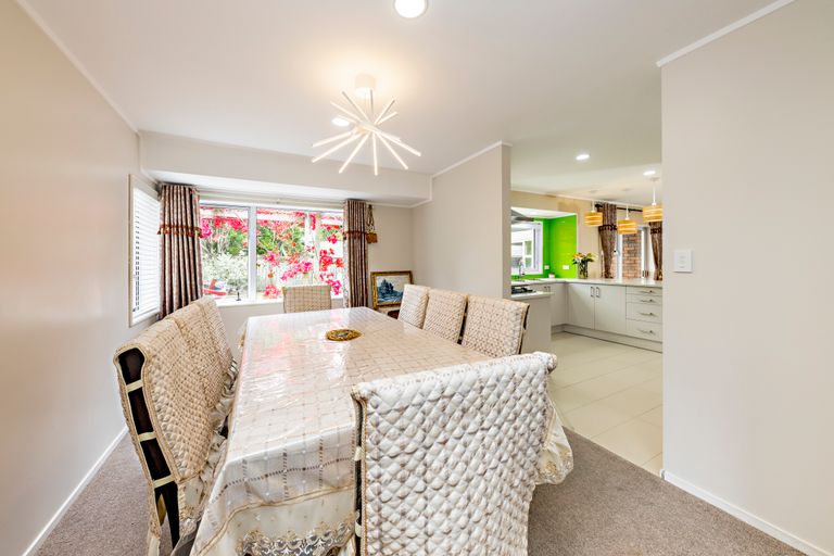 Photo of property in 147 Millhouse Drive, Golflands, Auckland, 2013