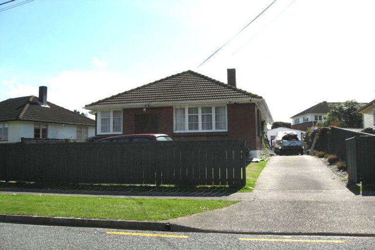 Photo of property in 185 Riverside Drive, Waterloo, Lower Hutt, 5011