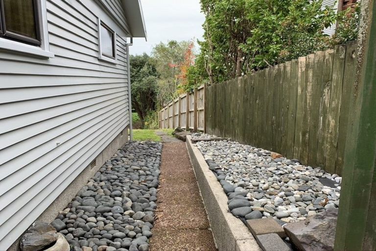 Photo of property in 41 Forrest Hill Road, Milford, Auckland, 0620