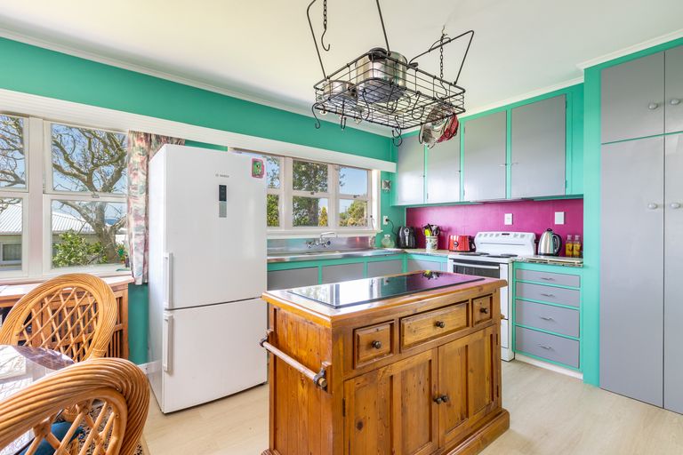 Photo of property in 8 Bellevue Avenue, Wellsford, 0900