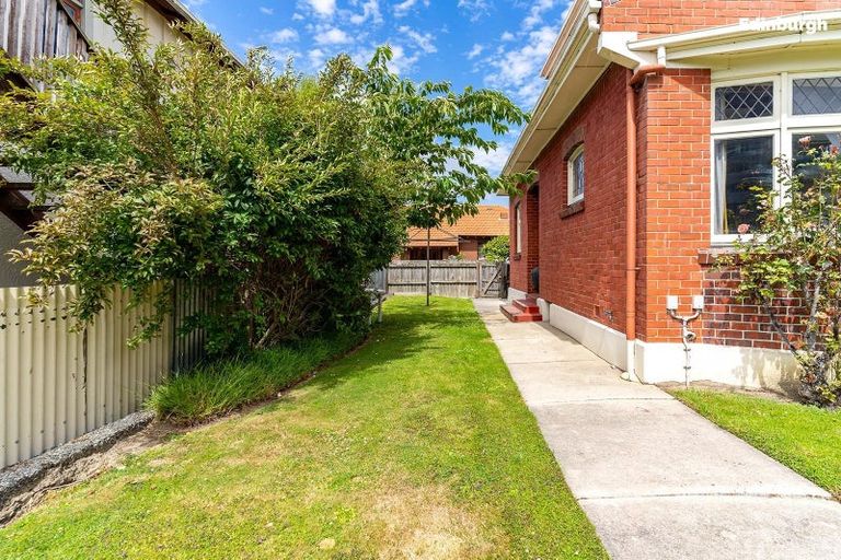 Photo of property in 7b Trent Avenue, North Dunedin, Dunedin, 9016