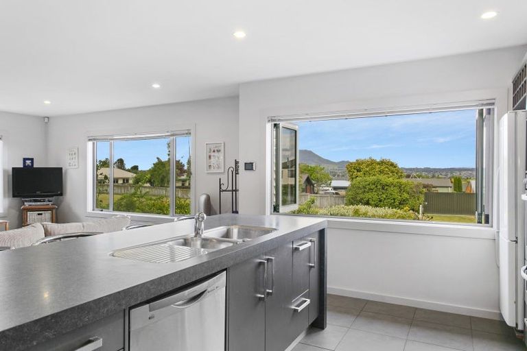 Photo of property in 3 Harling Close, Nukuhau, Taupo, 3330