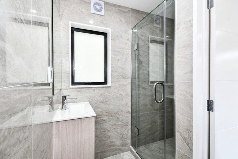 Photo of property in 115b Russell Road, Manurewa, Auckland, 2102