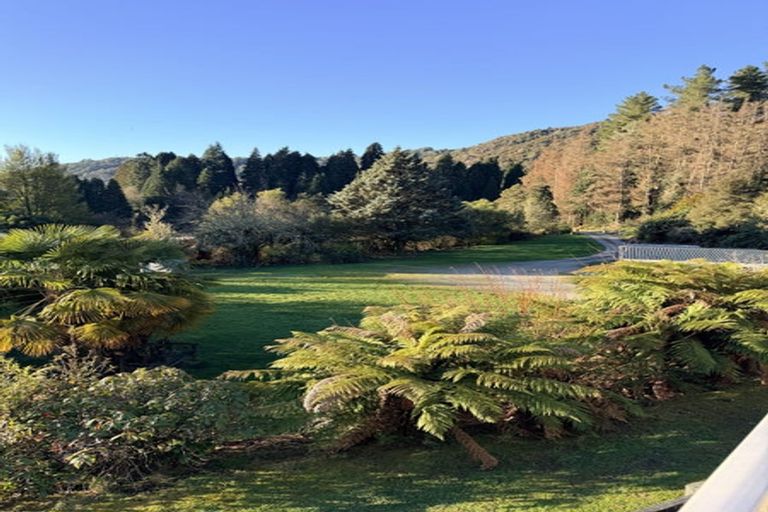 Photo of property in 9 Rosstown Road, Reefton, 7830