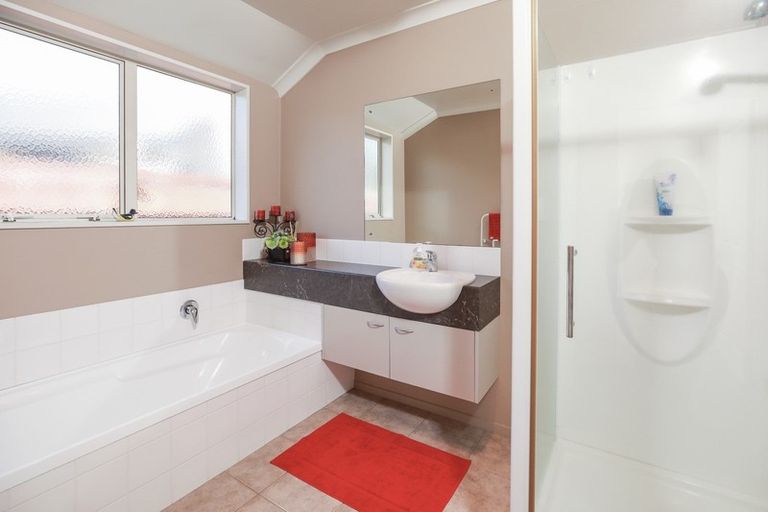 Photo of property in 20 Thomas Road, Huntington, Hamilton, 3210