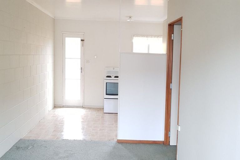 Photo of property in 16 Kauika Road, Avenues, Whangarei, 0110