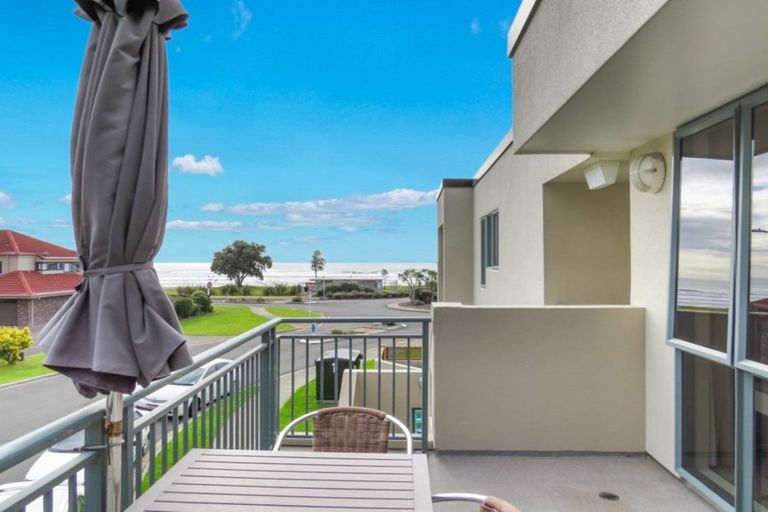 Photo of property in Beachpoint Apartments, 2/5 West End Road, Ohope, 3121