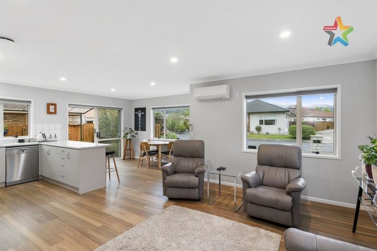 Photo of property in 13 Woodland Mews, Wainuiomata, Lower Hutt, 5014