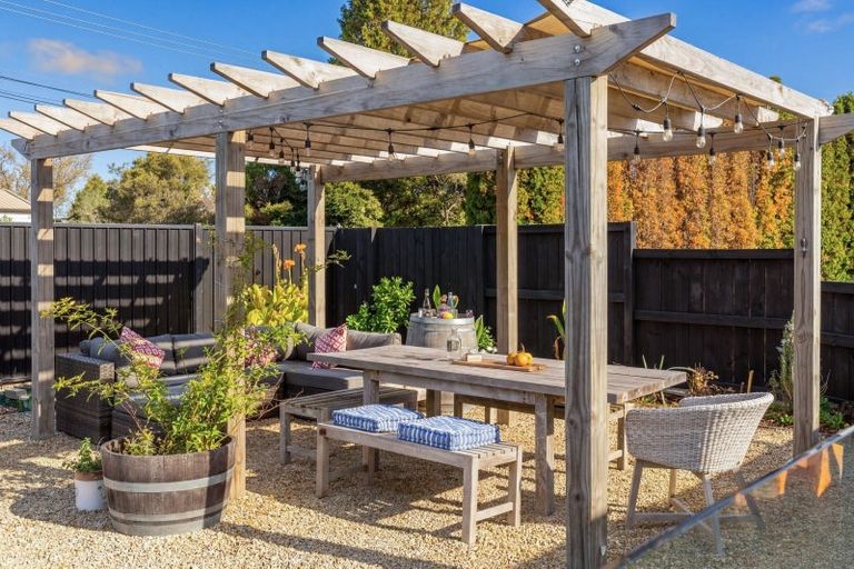 Photo of property in 88 Kuratawhiti Street, Greytown, 5712