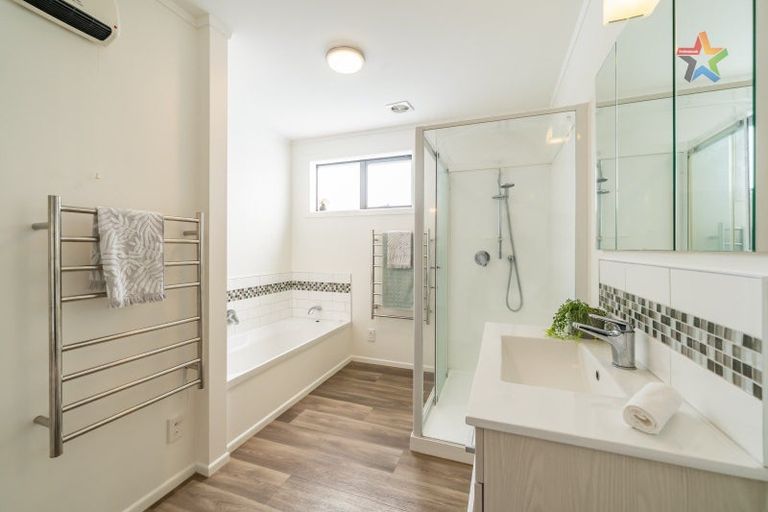 Photo of property in 30 Stanhope Grove, Korokoro, Lower Hutt, 5012