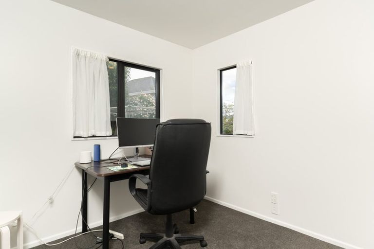 Photo of property in 4 Waverton Terrace, Churton Park, Wellington, 6037