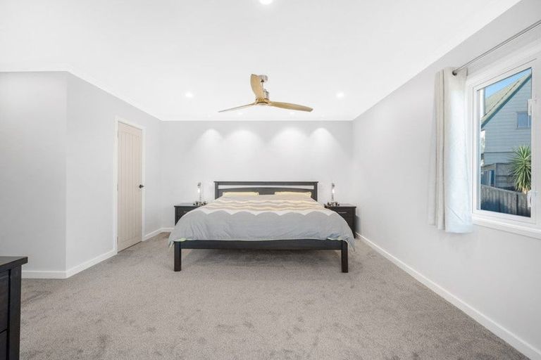 Photo of property in 22b Caversham Drive, Torbay, Auckland, 0630