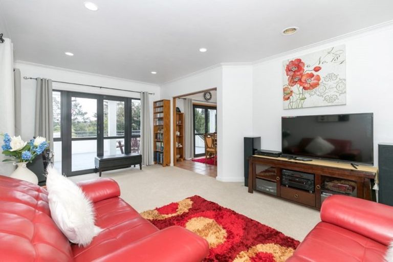 Photo of property in 2 Harrowfield Drive, Harrowfield, Hamilton, 3210