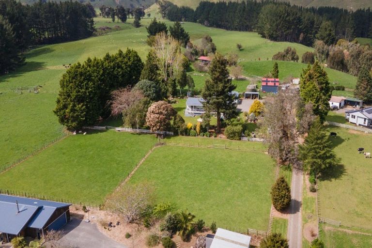 Photo of property in 232 Potts Road, Koputaroa, Levin, 5571