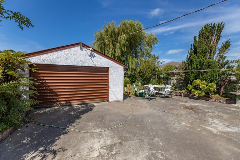 Photo of property in 23 Estuary Road, New Brighton, Christchurch, 8061