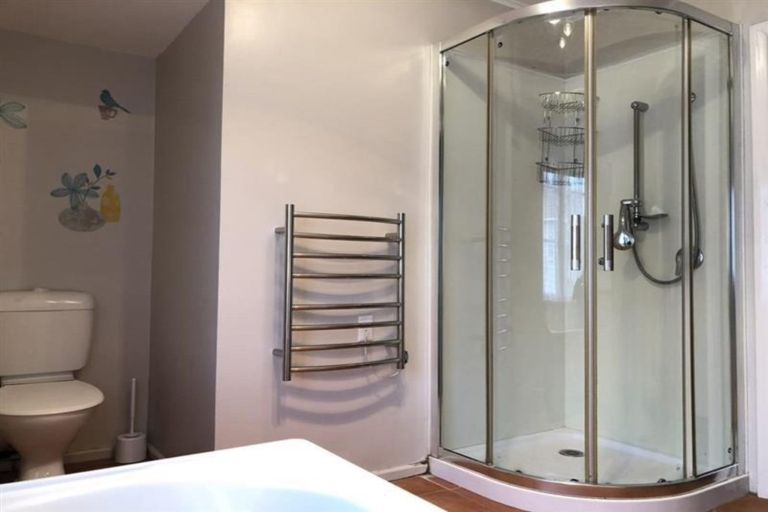 Photo of property in 28 Buller Crescent, Manurewa, Auckland, 2102