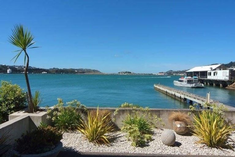 Photo of property in Marrakech Cafe, 18/305 Evans Bay Parade, Hataitai, Wellington, 6021