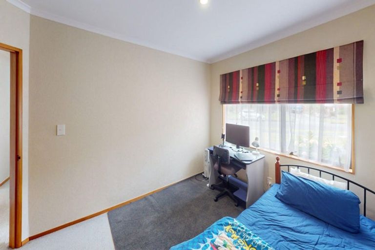 Photo of property in 21 Jefferson Crescent, Milson, Palmerston North, 4414
