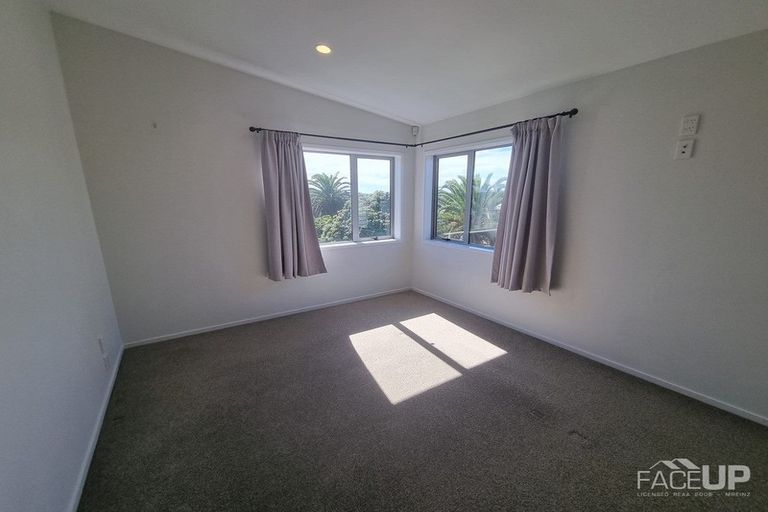 Photo of property in 49 Buckley Avenue, Hobsonville, Auckland, 0616