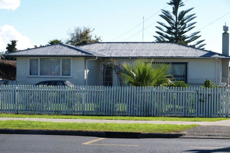 Photo of property in 453 Massey Road, Mangere East, Auckland, 2024