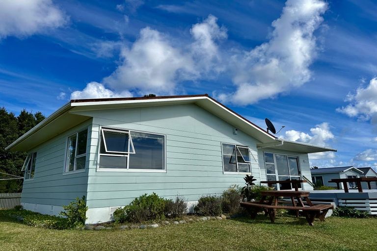 Photo of property in 358 Cable Bay Block Road, Cable Bay, 0420