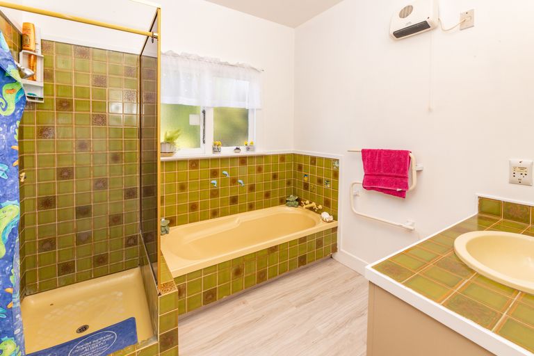 Photo of property in 23 Estuary Road, New Brighton, Christchurch, 8061