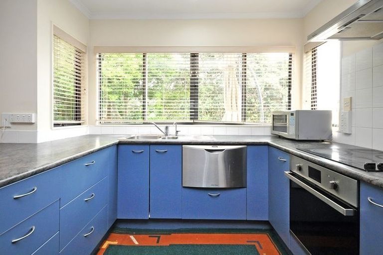 Photo of property in 27c Challinor Street, Pakuranga, Auckland, 2010
