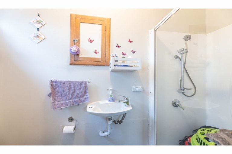 Photo of property in 53 Marshall Street, Woolston, Christchurch, 8023