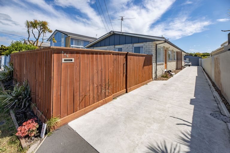 Photo of property in 1/528 Marine Parade, South New Brighton, Christchurch, 8062