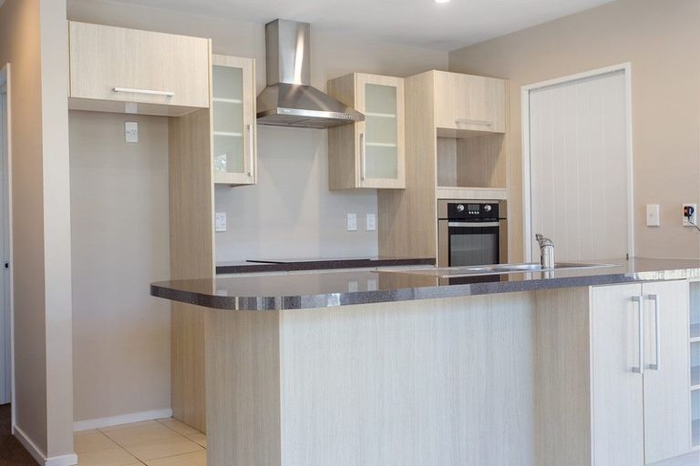 Photo of property in 3/44 Sawyers Arms Road, Northcote, Christchurch, 8052