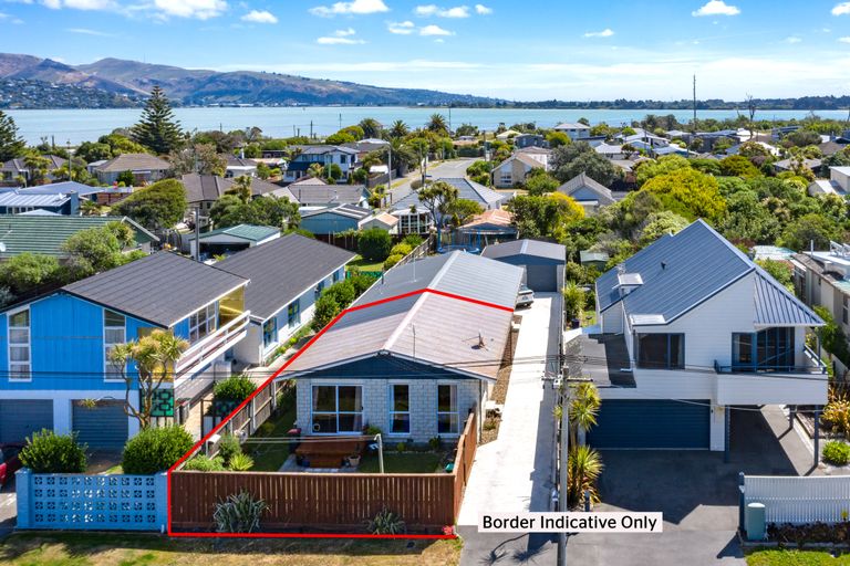 Photo of property in 1/528 Marine Parade, South New Brighton, Christchurch, 8062