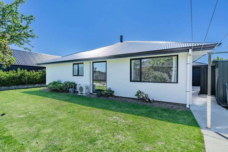 Photo of property in 21 Caledonia Drive, Mosgiel, 9024