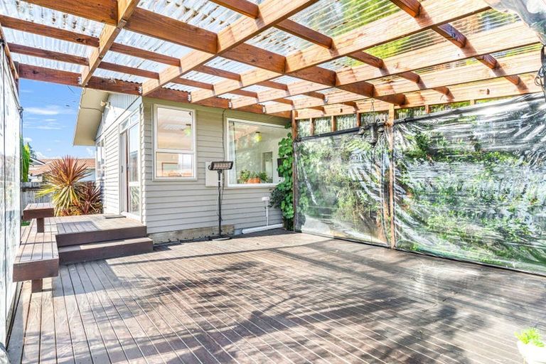 Photo of property in 17 Barnard Road, Fairy Springs, Rotorua, 3015