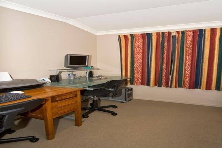 Photo of property in 28 Carol Lee Place, Albany Heights, Auckland, 0632