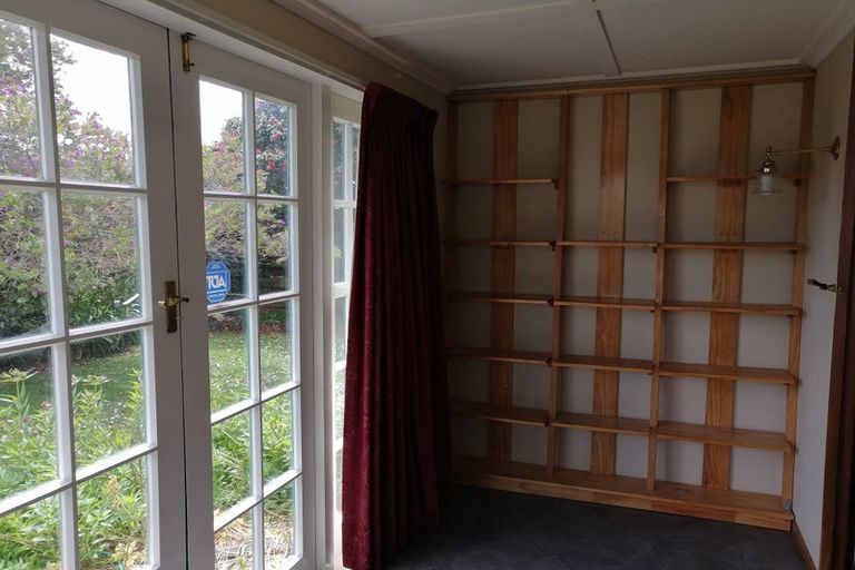 Photo of property in 110 Waiwhetu Road, Waterloo, Lower Hutt, 5011