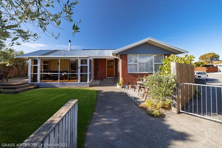 Photo of property in 8 Eros Place, North New Brighton, Christchurch, 8083