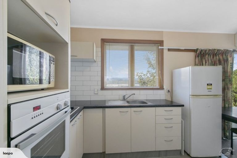 Photo of property in 12-12a Singers Road, Korokoro, Lower Hutt, 5012