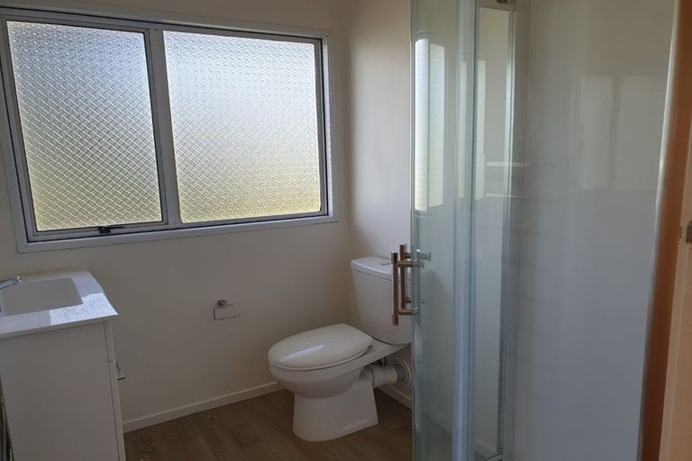 Photo of property in 1/26 Mellons Bay Road, Howick, Auckland, 2014