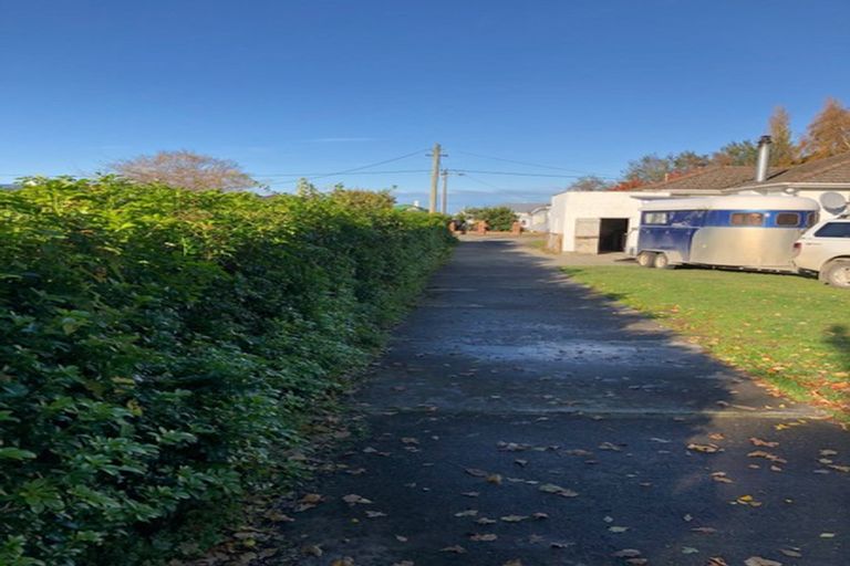 Photo of property in 13 Hunter Street, Edendale, 9825