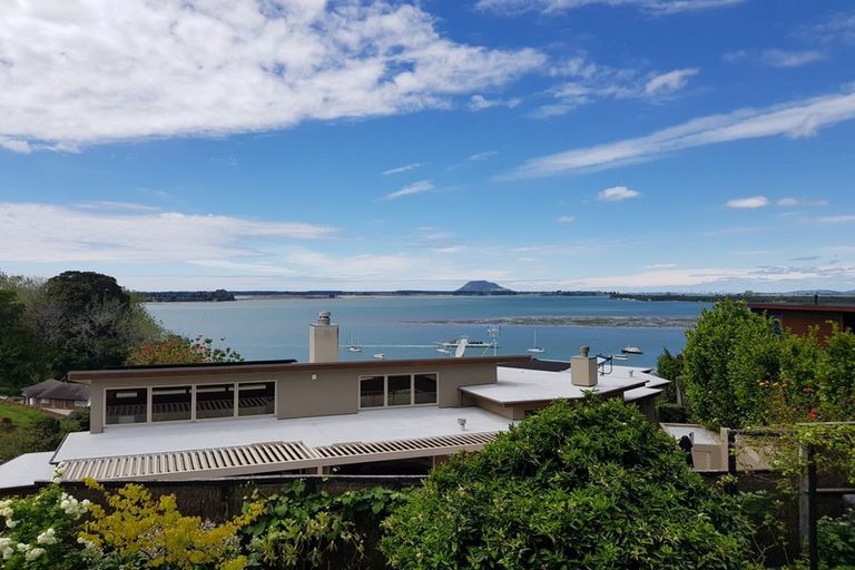 Photo of property in 63 Harbour View Road, Omokoroa, 3114