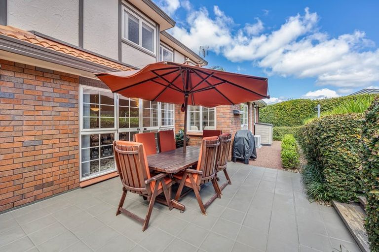 Photo of property in 32 Reflection Drive, West Harbour, Auckland, 0618